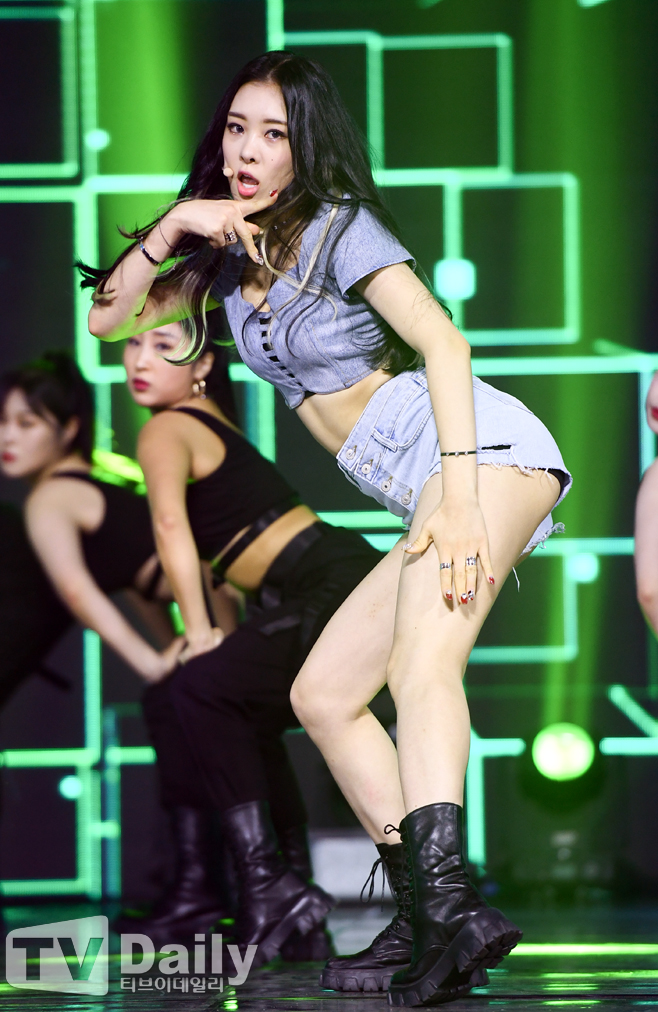[TD포토] XUM 썸 백아 강렬하게