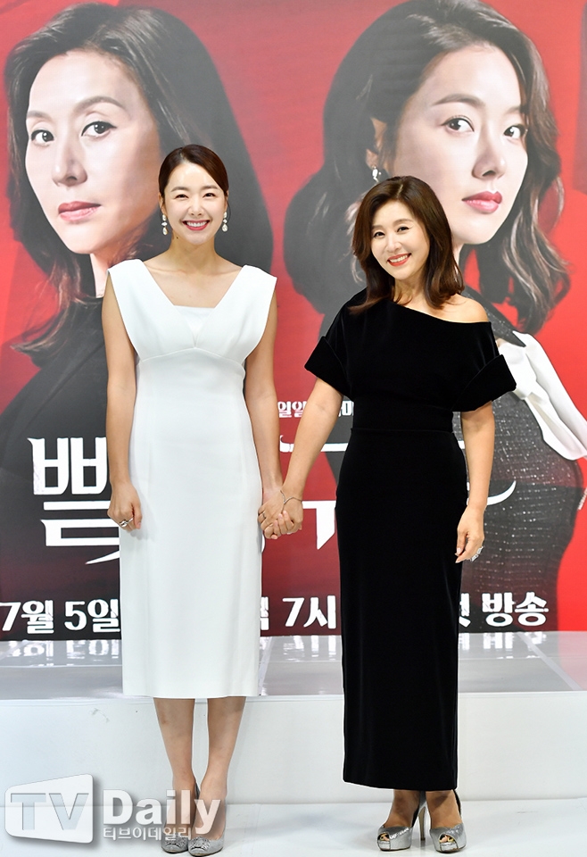 소이현·최명길 인교진·김한길, 남편들 조언에 행복한 촬영 (빨강구두)