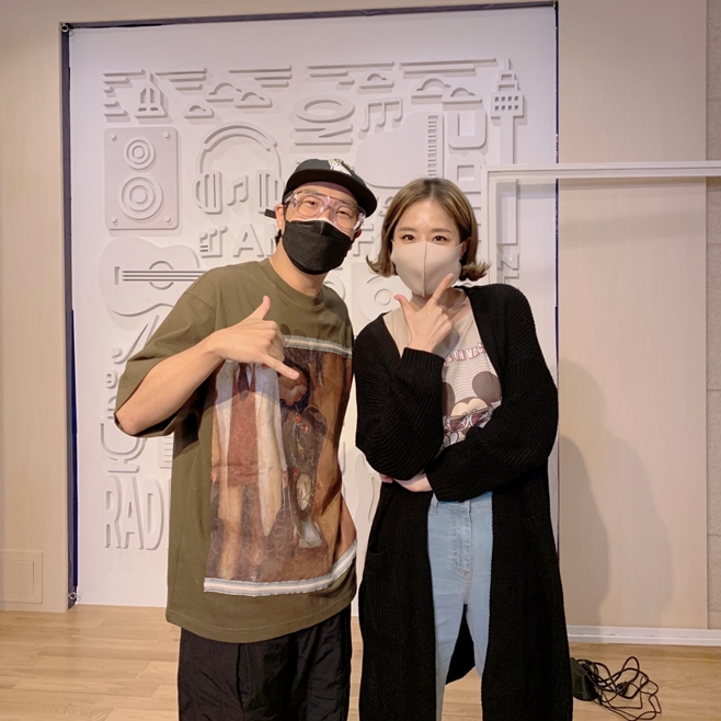 싱글벙글쇼 하하, 자가격리 정준하 대신해 스페셜DJ로 활약