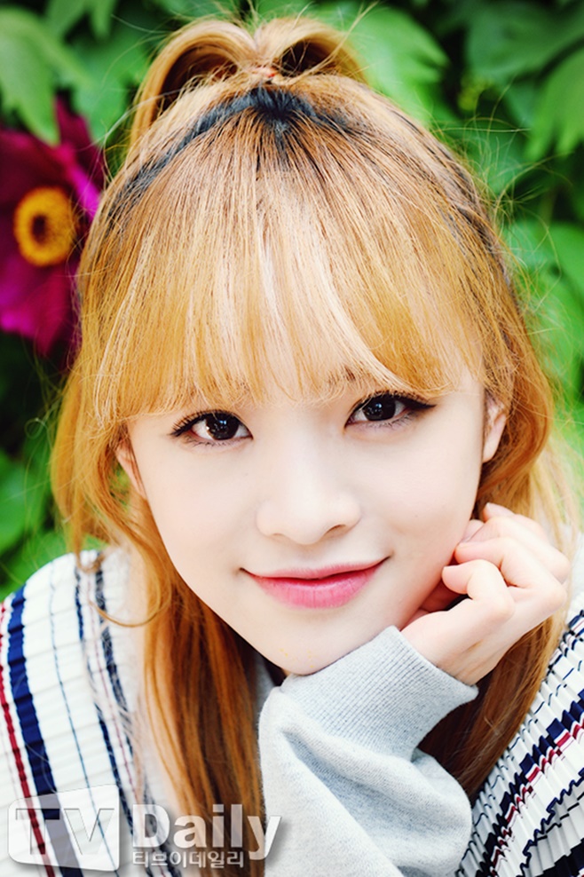 오마이걸 출신 진이, 카리나 조롱 또 사과 신중했어야 했다 [TD#]