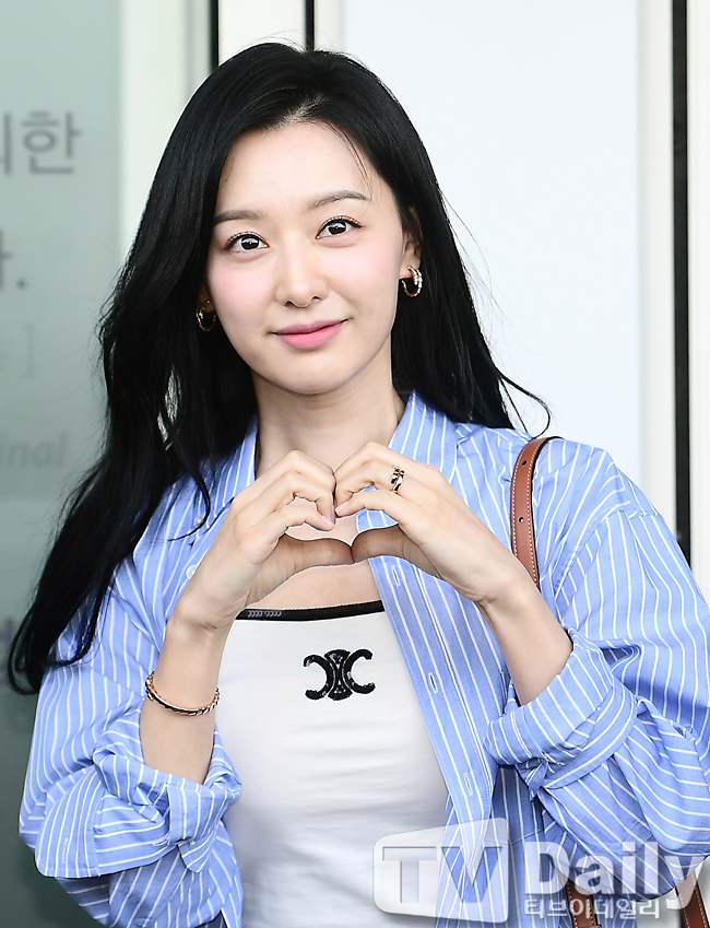 [TD포토] 김지원 미소의 여왕