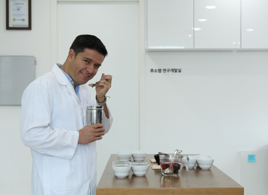 [인터뷰]한국을 매혹시킨 코스타리카 커피, 8가지 맛의 비밀