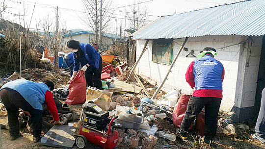 화성시-삼성전자 DS부문, ‘행복릴레이 사랑의 집’ 활동 펼쳐