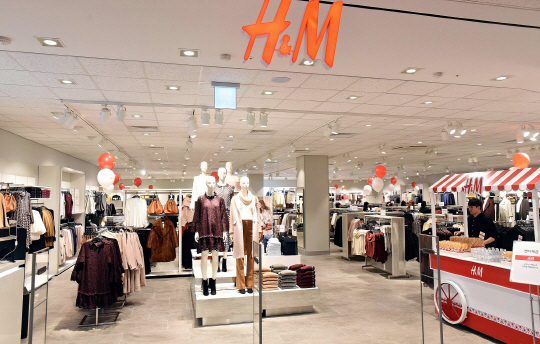 H&M 매장, 홈플러스 안으로