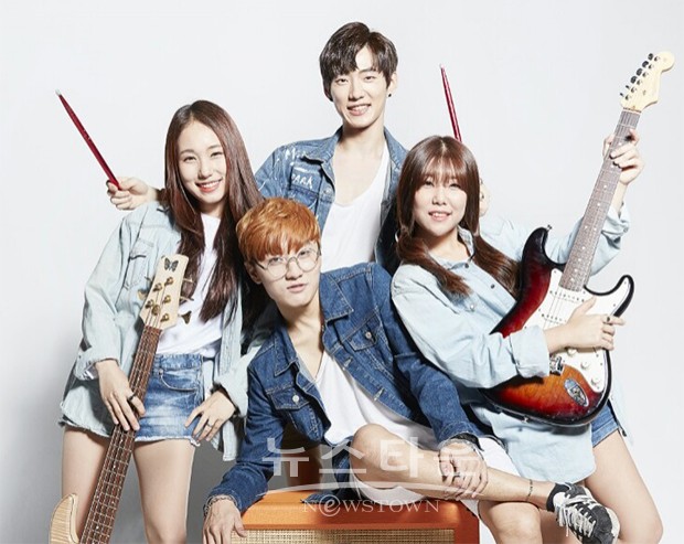 [버스킹팀 소개]노크 식스 (KNOCK6)와 록시(ROXY), 가을 어쿠스틱 힐링콘서트로 만나요