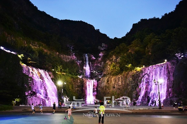 가을, 폭포에 반하다... 2016 용마폭포 문화예술축제
