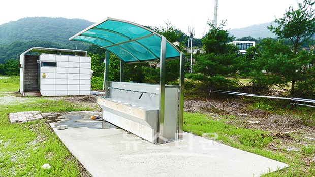 반계저수지 오토캠핑장 시설물 차단...이용객 비난