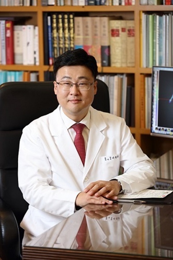 KNN 메디컬 24시 닥터스 버드나무한의원 나성훈 원장 비만 독소를 바로 잡아야