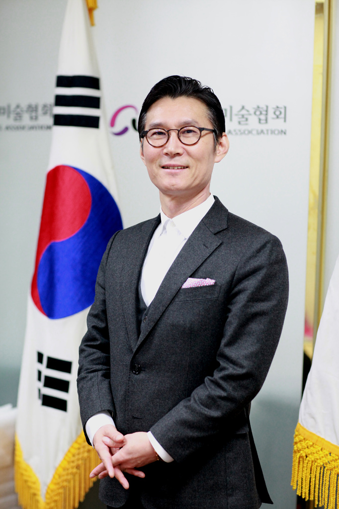 강력한 예총 약속하는··· 한국예술문화단체총연합회 이범헌 회장 후보