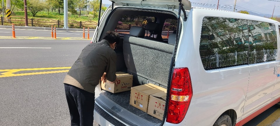 (주)알렉스분석시험소, (주)에코엔비텍, 강원도축산관련단체협의회, 강원도, 코로나19 감염예방 방역물품 배분 전달식