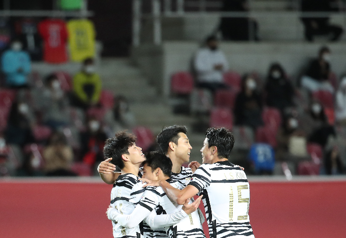 형님 만한 아우 없다…벤투호, 스페셜 매치 2차전 김학범호에 3-0 완승