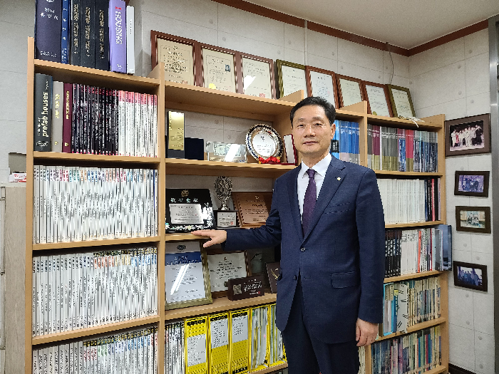 [인터뷰] 건축사사무소 설립 25주년 박금호 ㈜금호이엔씨 대표 “적극적 업역 확보가 성장의 원동력이죠”
