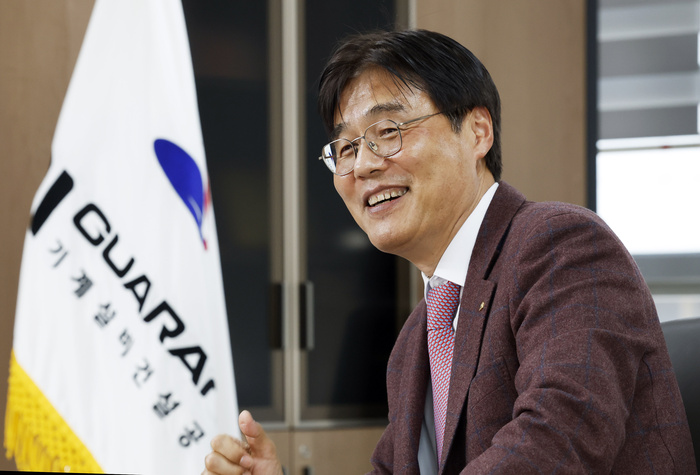 [대경초대석] 김형렬 설비조합 이사장 “기계설비업 위상 제고…조합원 해외건설공사 보증 지원 앞장”