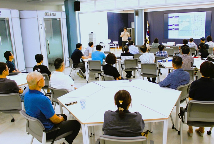 인천TP, 신중년 아지트에서 구인·구직 만남의 날 개최