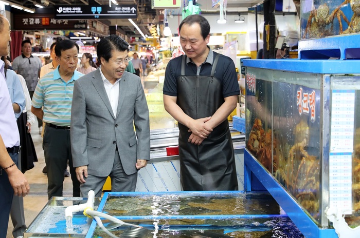 “추석 장보기는 가락시장 ‘가락몰 골목형상점가’에서 ‘온누리상품권으로”