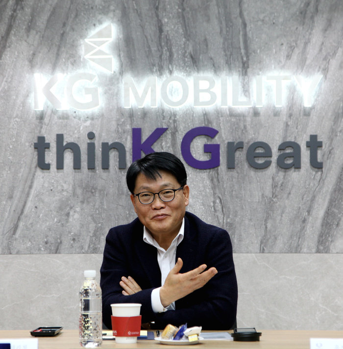KG모빌리티, 2023년 판매 우수 대리점 시상…대리점 대표들과 간담회