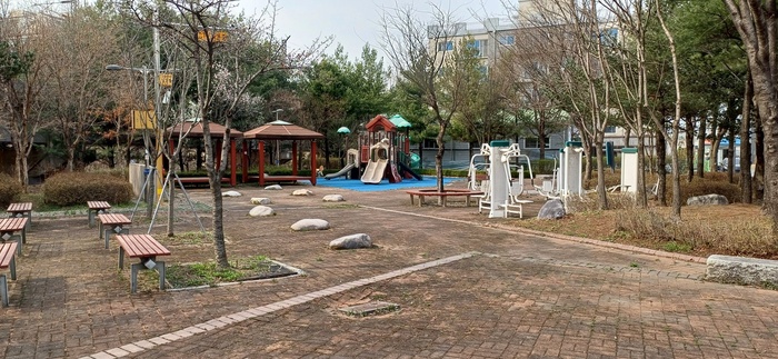 동두천시, 공원 및 녹지 노후 시설물 정비로 안전한 이용 환경 조성