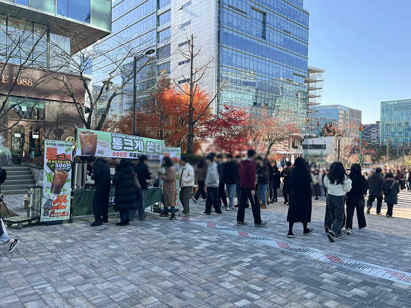 우지커피, 아메리카노 500잔 무료 나눔 이벤트 ‘우지커피가 쏜다’ 성료… 내년 2차 진행