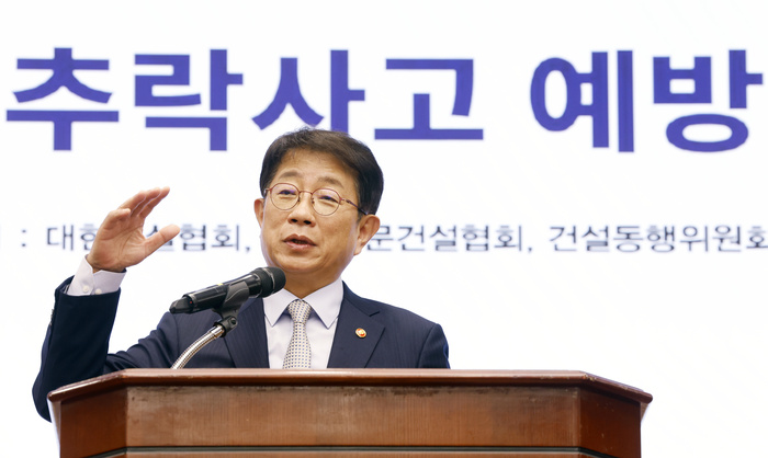 [포토] 안전한 건설현장 당부하는 박상우 장관