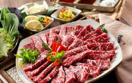 단골이 유난히 많은 고기집 프랜차이즈 ‘육장갈비’, 그 이유는?