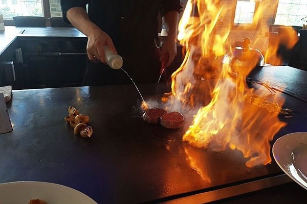 [그곳에 가고 싶다] 목동·구로 정통철판요리 맛집 디쌍, 화이트데이 데이스코스