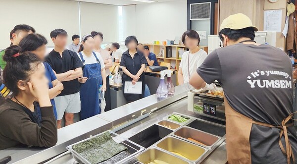 얌샘김밥, 최신 주방 시스템 소개하는 7월 사업설명회 개최