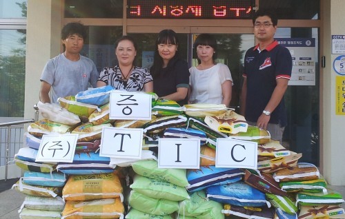 천안시 병천면 (주)티아이씨 ‘사랑의 쌀’ 전달
