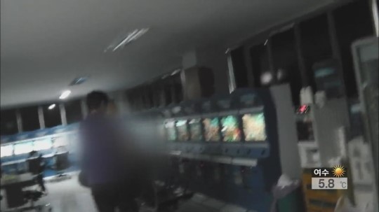 ‘불법게임장’…단속 테러작전 방불
