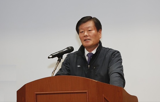 선장 바뀌는 HMM, 변화의 바람 불까