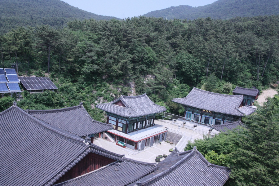 법정스님 무소유는 문성스님에게서 영향 받았다