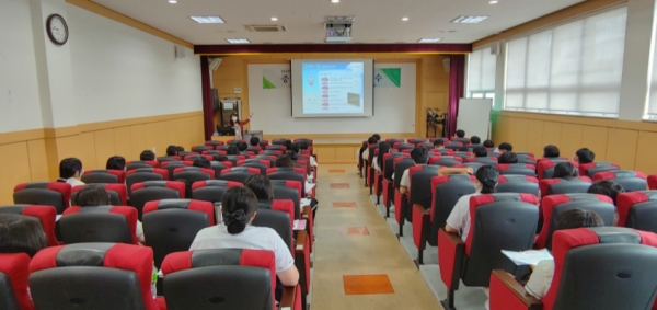 경성대 대학일자리센터, 부산관광고등학교 방문 찾아가는 진로교실진행