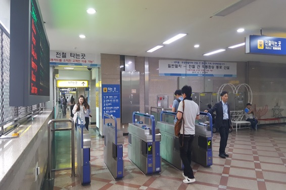 영등포역 환승통로, 개통 28일만에 이용객 10만명 돌파