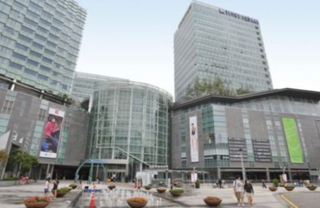 매물로 나온 영등포 타임스퀘어 오피스, 매각가는?