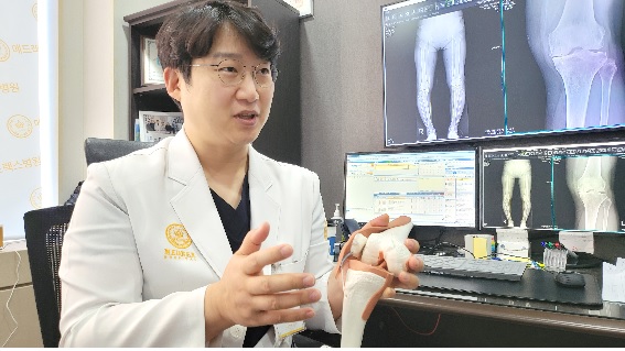 노년 건강 위협 퇴행성관절염, 줄기세포 치료로 부작용 없이도 개선
