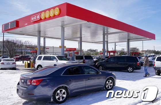 [원유마감] 美 석유시설 재가동 지연 전망에 WTI 3.8% ↑