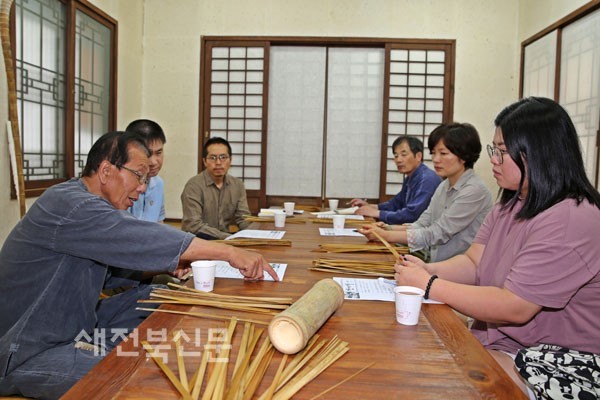장인들에게 전통공예 직접 배워요