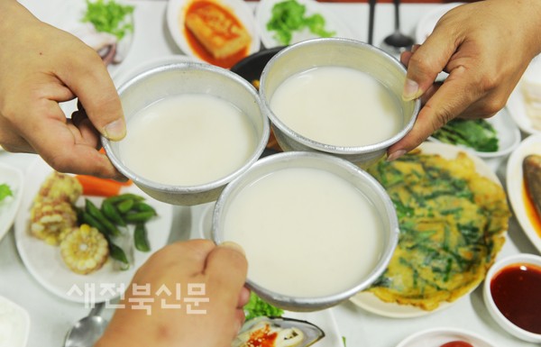 전통 이어온 우리의 맛 막걸리 한잔 하실래요?