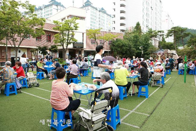 (사)참좋은사람들 사랑나눔 공동체 11일, 삼계탕 무료 나눔 봉사활동