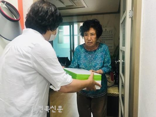 김제 이가네정육점, 요촌동 저소득층에 고기선물 전달