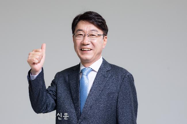 “더욱 낮은 자세로, 새로운 전주 건설 매진”