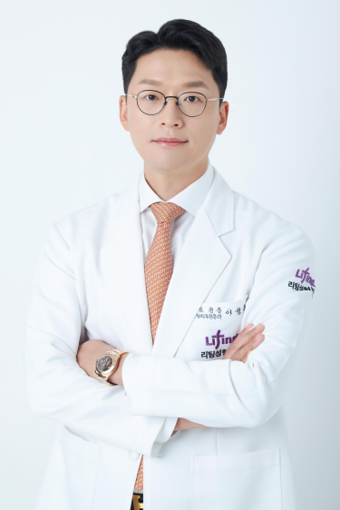 안면거상, 목주름과 얼굴 노화를 한 번에 개선 도움