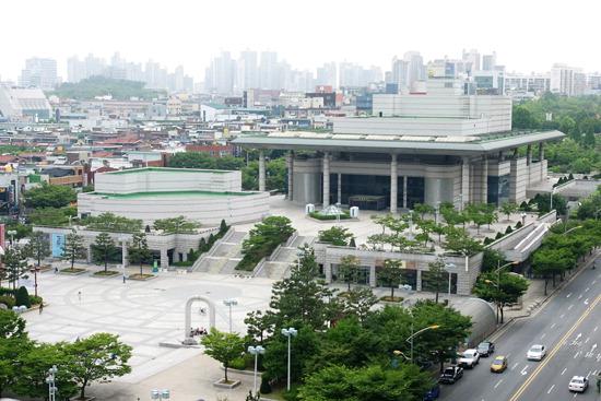 가수 공연티켓 동날 때 ‘시립예술’ 외면당했다