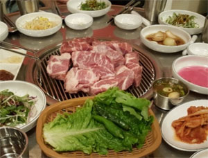 봄에 떠나는 제주도 중문관광단지 흑돼지 맛집 여행