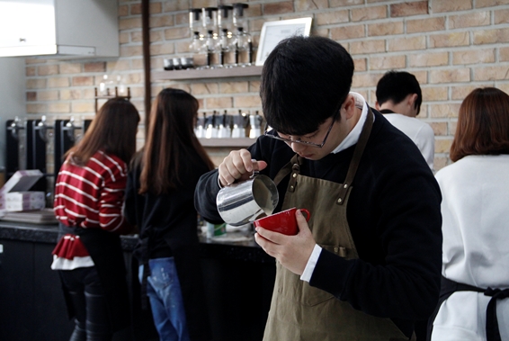 서울현대직업전문학교 커피바리스타학과 과정, 자격증 기반 실무역량 UP