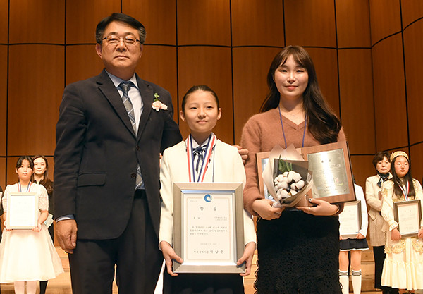 친구들과 갈고 닦은 하모니로 가슴 뭉클한 감동 선사