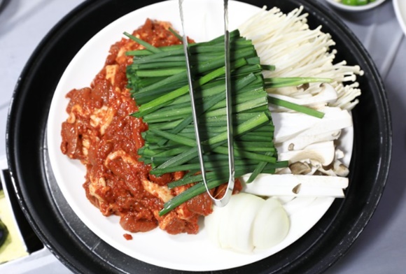 가평 축제 즐기고 꼭 맛봐야할 보양식, 가평 남이섬 맛집 오리날다