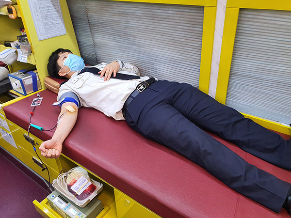 하남소방서 대원·의용소방대  30여 명 적십자 헌혈 활동 동참