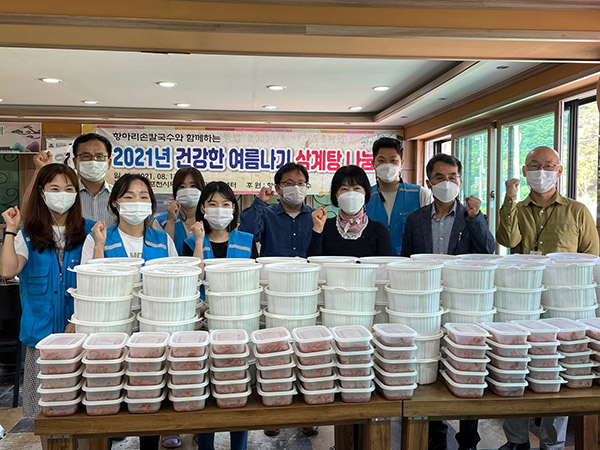 포천 항아리손칼국수·영신마트, 소외가정 100가구에 삼계탕 나눔 진행