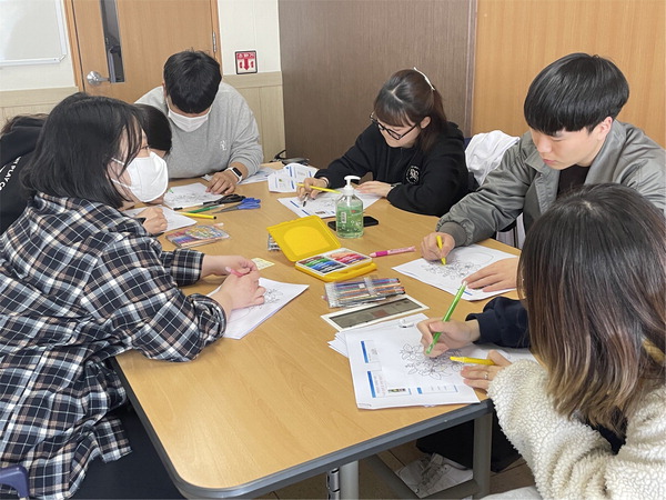 인천재능대 학생상담센터 원예치료 프로그램 운영