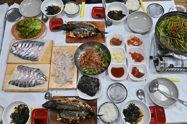 충청도회초장 욕지고등어회 2023 한국브랜드 소비자평가 대상 1위 차지